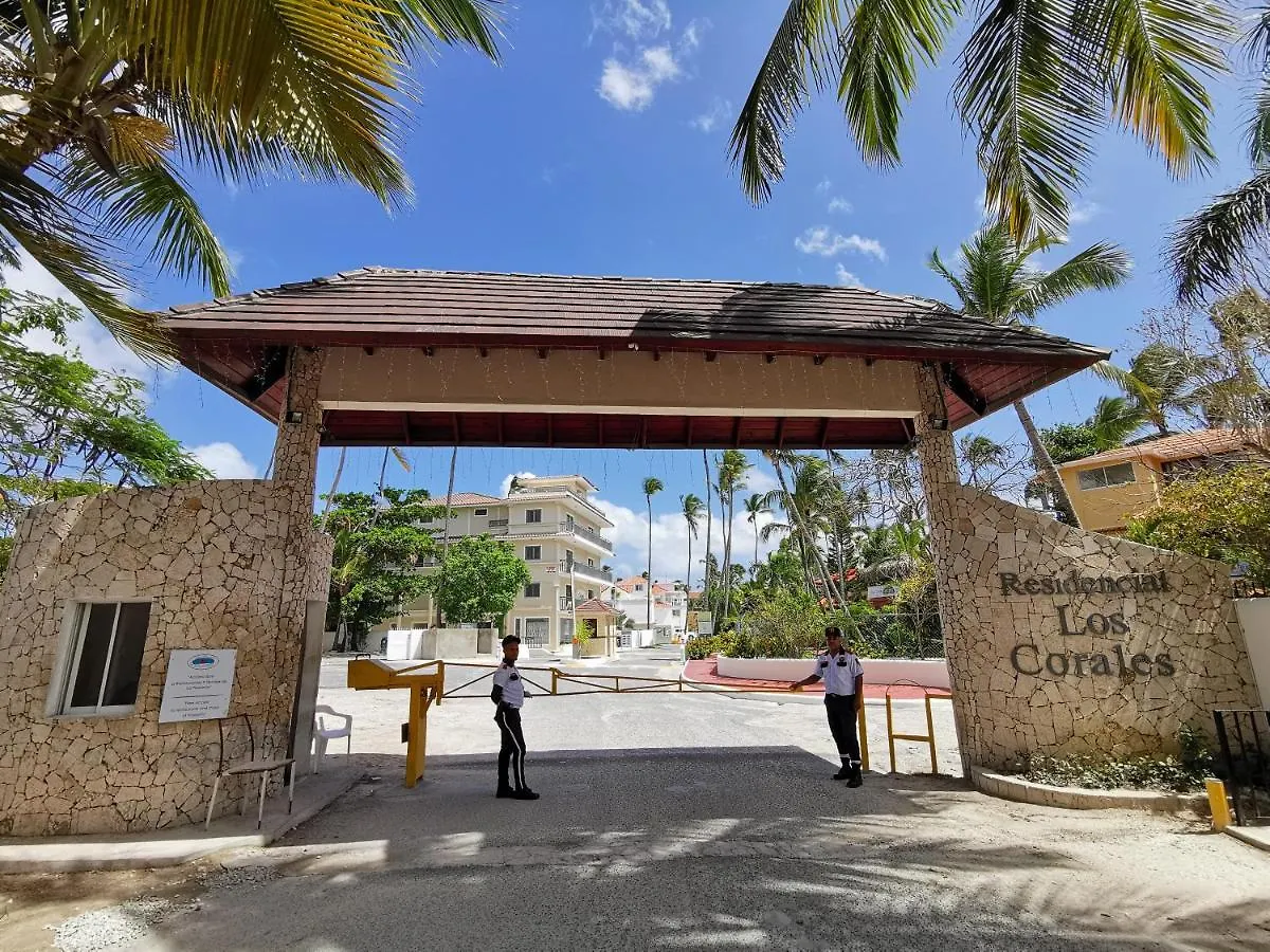 Beach Villa With Bbq & Wifi Access To Swimming Pool - Playa Los Corales Punta Cana Dominikanska republiken