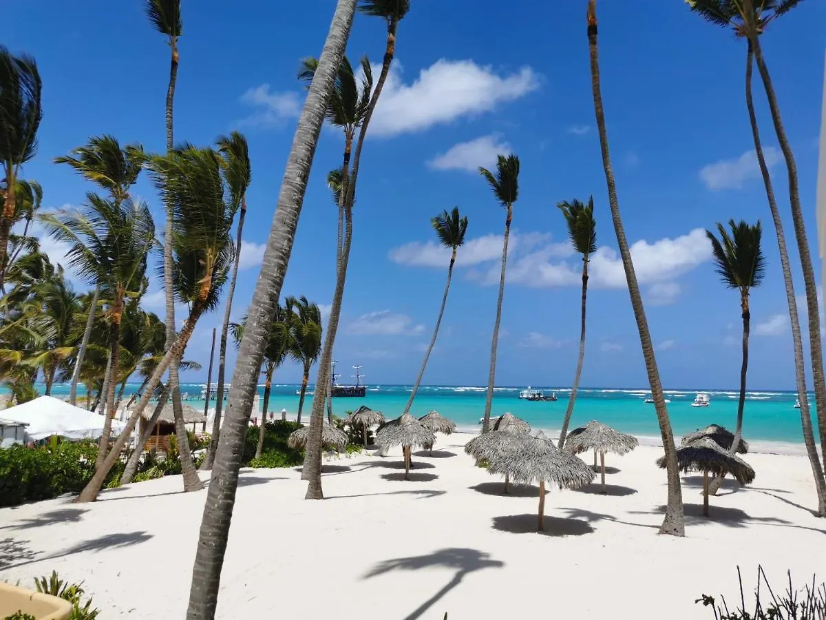 Beach Villa With Bbq & Wifi Access To Swimming Pool - Playa Los Corales Punta Cana